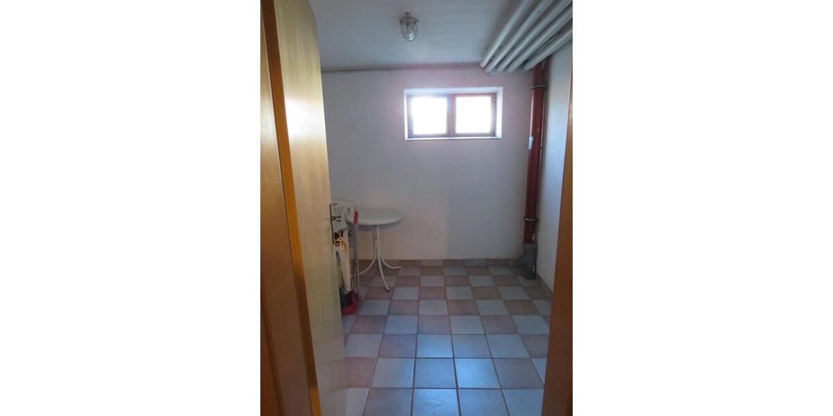 Dachgeschoßwohnung Roth - 3.5 Zimmer, 78 m&sup2;, 228.000&euro; | Angebot:26688739