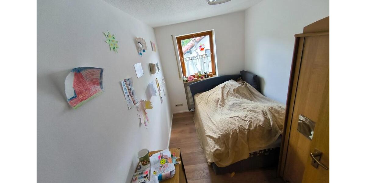 Dachgeschoßwohnung Offenhausen - 3 Zimmer, 65 m&sup2;, 175.000&euro; | Angebot:24292127