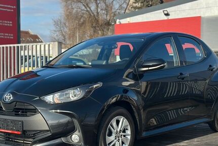 Toyota Yaris 20.000 km 16.990 &euro; Nürnberg 90431
