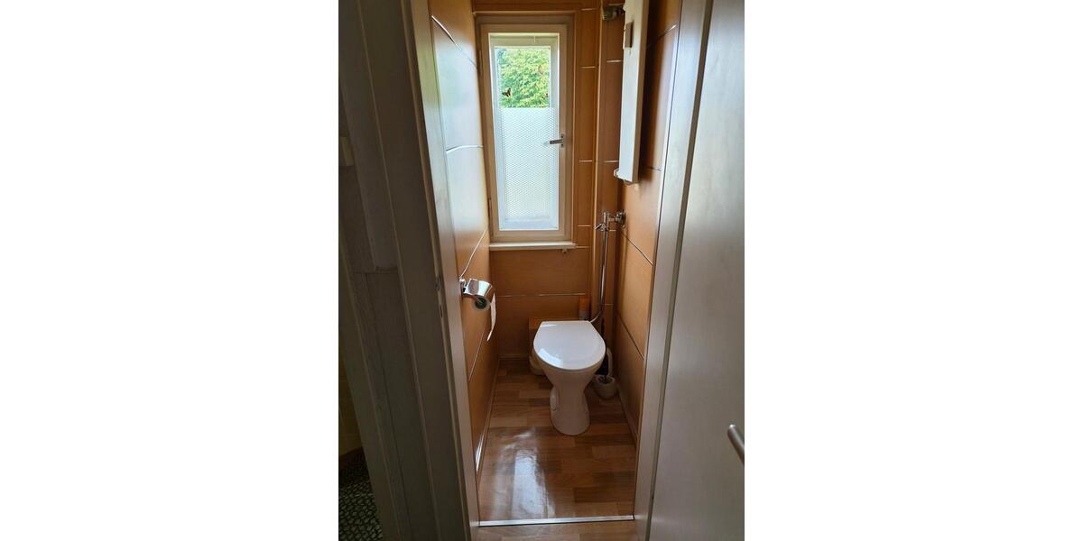 Dachgeschoßwohnung Fürth Südstadt - 2.5 Zimmer, 60 m&sup2;, 625&euro; | Angebot:27589936