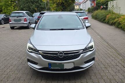 Opel Astra 103.000 km 13.999 € Forchheim 91301
