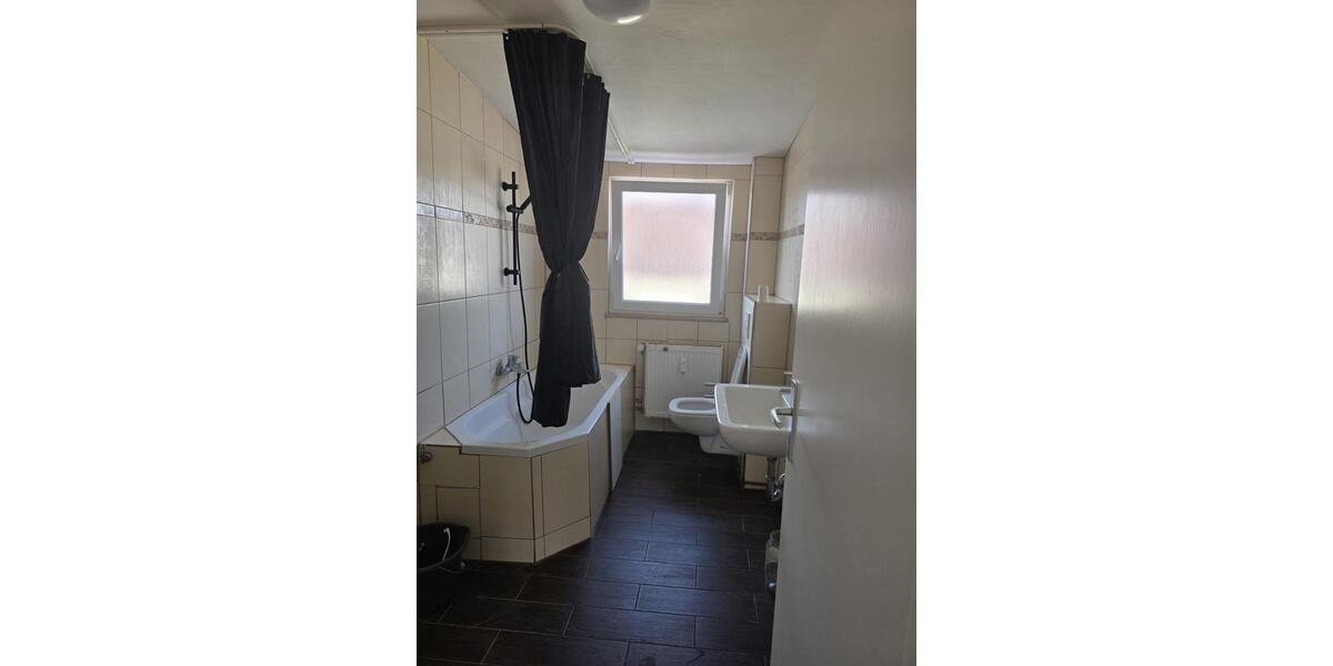 Etagenwohnung Nürnberg Schnepfenreuth - 3 Zimmer, 90 m&sup2;, 1.100&euro; | Angebot:26400495