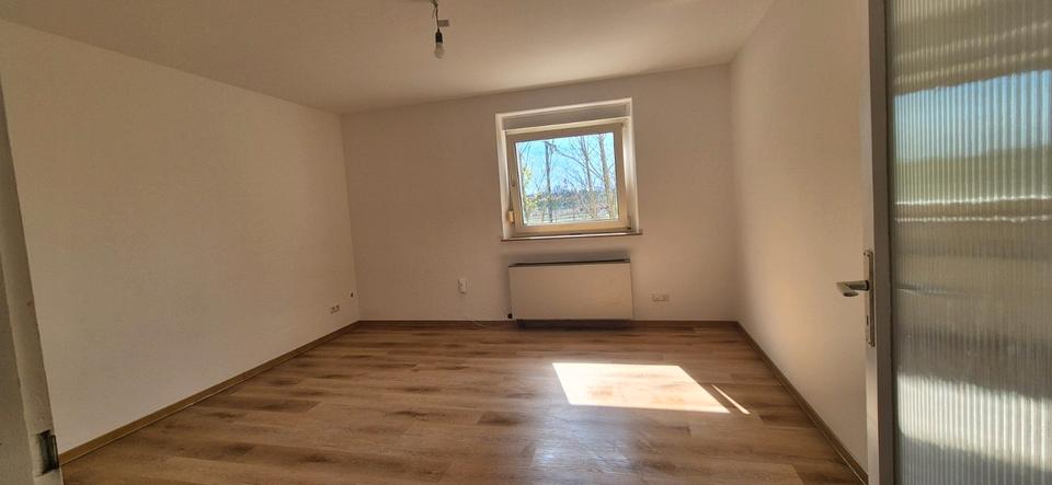 Etagenwohnung Nürnberg Langwasser - 1 Zimmer, 60 m&sup2;, 700&euro; | Angebot:26222530