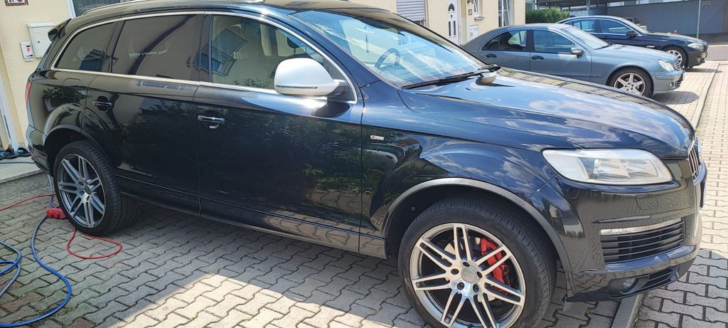Audi Q7 288.000 km 8.500 &euro; Fürth 90763
