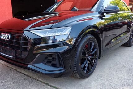 Audi Q8 142.000 km 64.900 &euro; Nürnberg 90431