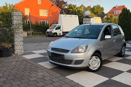 Ford Fiesta 98.000 km 2.489 &euro; nürnberg 90429