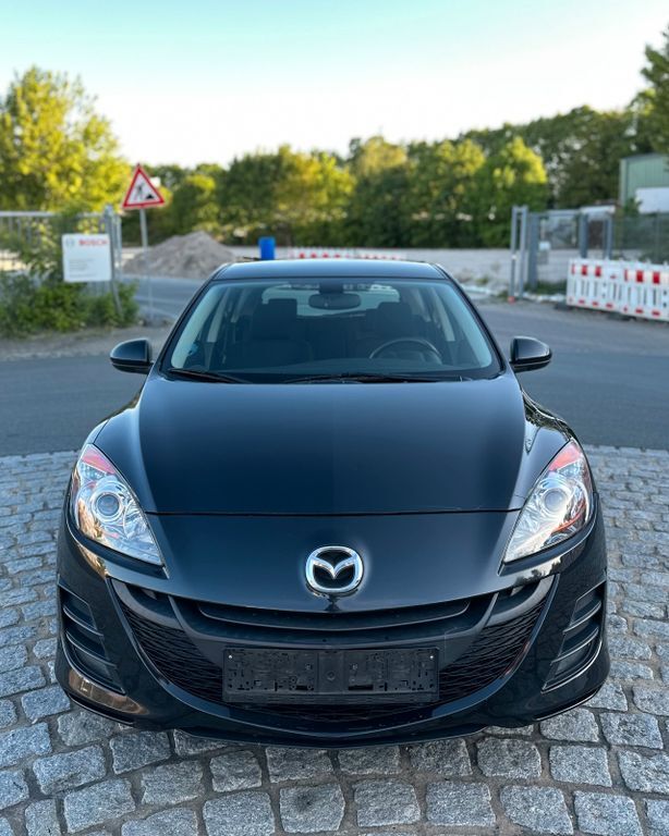 Mazda 3 133.000 km 6.350 € Nürnberg 90449