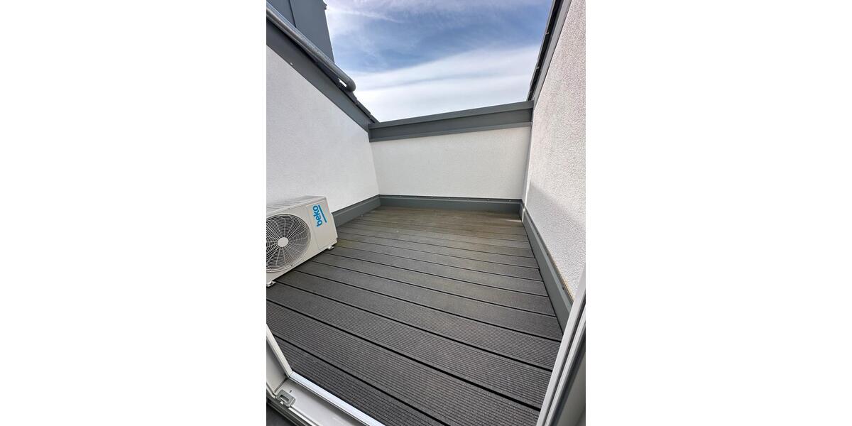 Dachgeschoßwohnung Nürnberg Rabus - 3 Zimmer, 70 m&sup2;, 980&euro; | Angebot:26288340