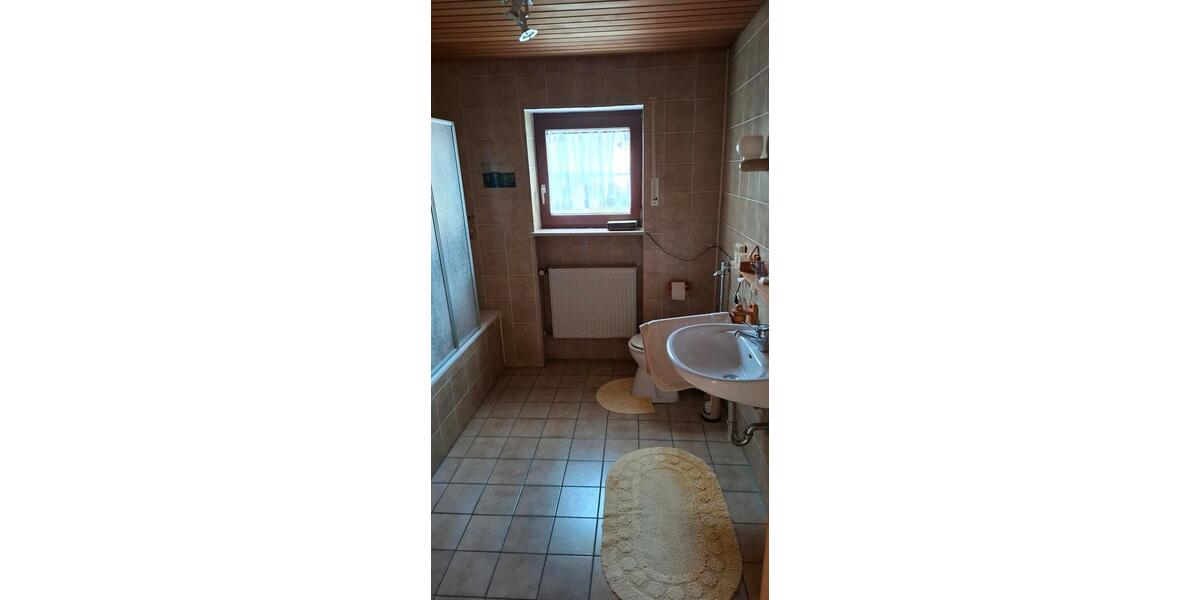 Etagenwohnung Forchheim - 2 Zimmer, 60 m&sup2;, 700&euro; | Angebot:25749831