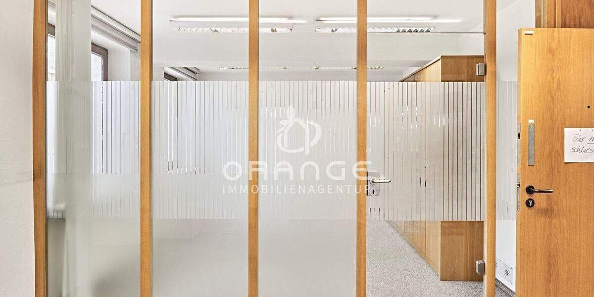 ***Direkt an der B14 - Denkmalgeschütze Gewerbefläche sucht neuen Eigentümer*** zimmer