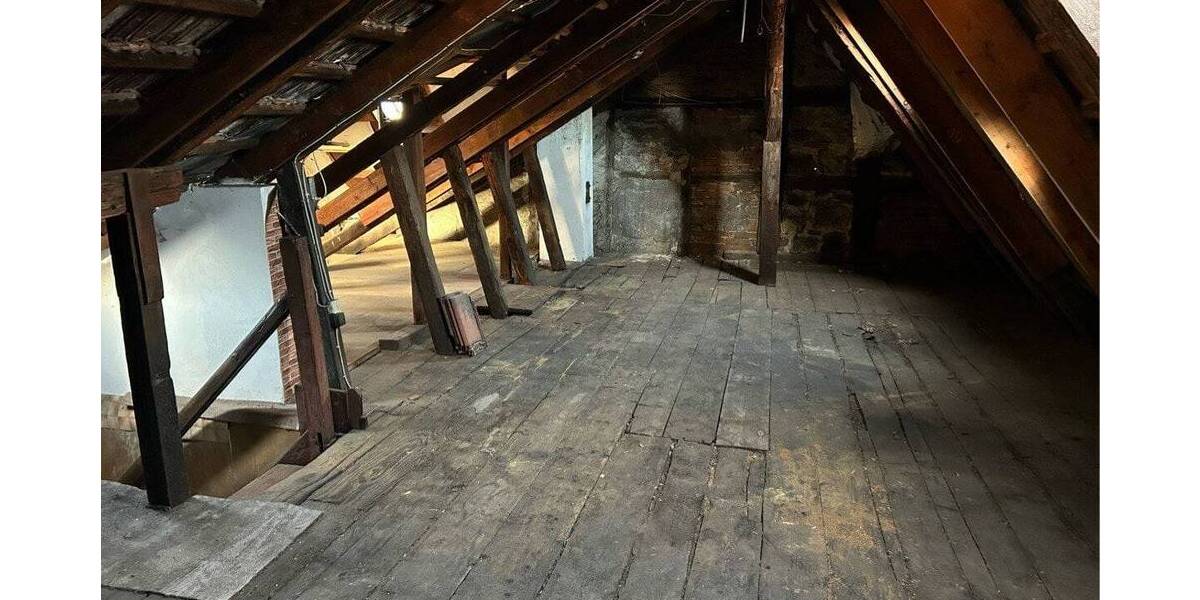 Mehrfamilienhaus, Wohnhaus Erlangen Innenstadt - 5 Zimmer, 93 m&sup2;, 598.000&euro; | Angebot:26920052