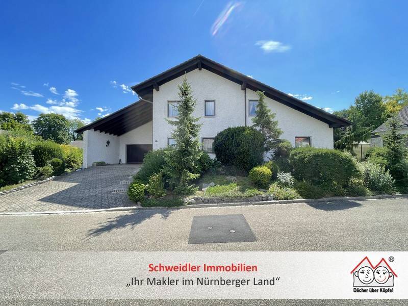 Exklusives Wohnen in Lauf-Rudolfshof - Einfamilienhaus mit über 220 m² Wohnfläche und Doppelgarage