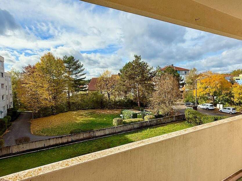 Schöne 3-Zimmer-Wohnung mit Loggia und TG-Stellplatz in Oberasbach 3 zimmer