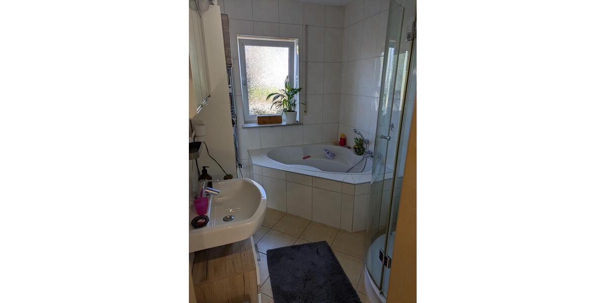 Erdgeschoßwohnung Nürnberg Holzheim - 3.5 Zimmer, 100 m&sup2;, 1.600&euro; | Angebot:27576694