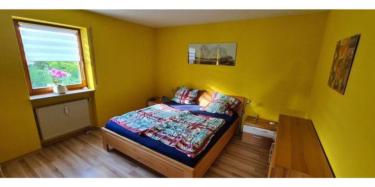 Etagenwohnung Heilsbronn - 3 Zimmer, 95 m&sup2;, 270.000&euro; | Angebot:25721098