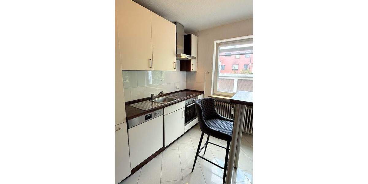 ** Helle 3 Zimmer Wohnung mit guter Ausstattung, 2 Balkonen, Einbauküche - frei ** 3 zimmer