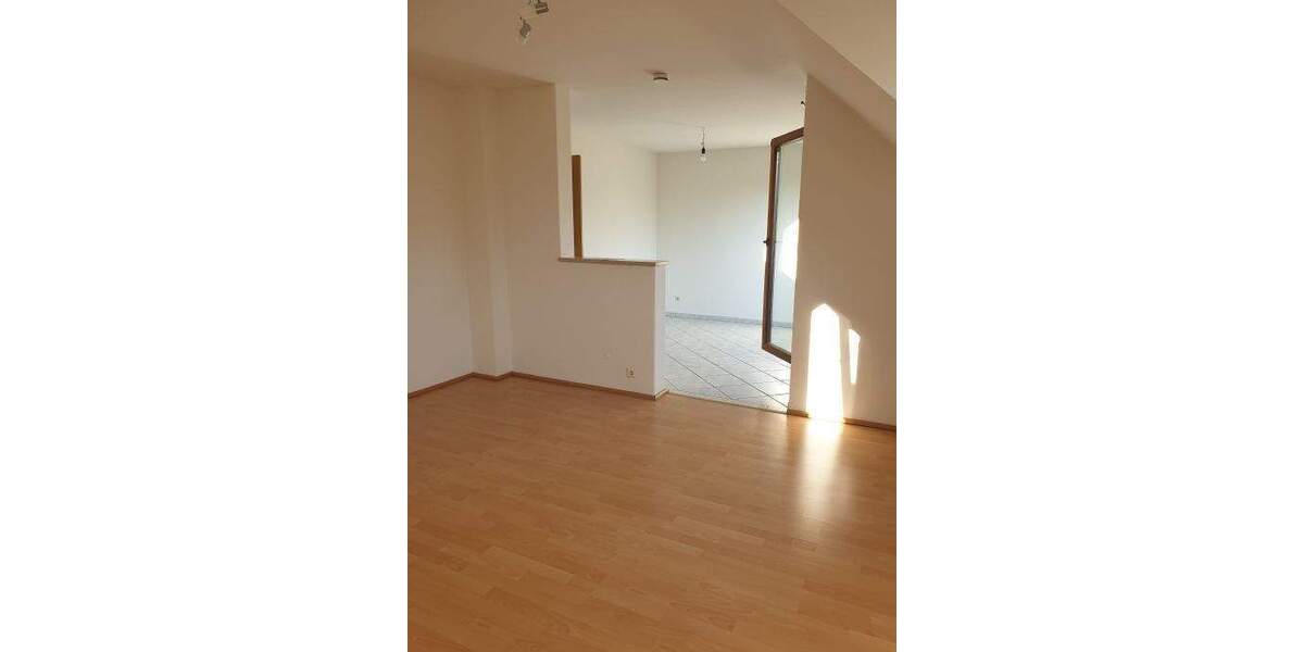 Etagenwohnung Fürth Burgfarrnbach - 3 Zimmer, 90 m&sup2;, 675&euro; | Angebot:26641723