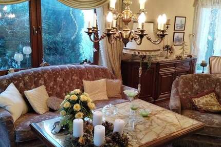 Haus Cadolzburg - 7 Zimmer, 163 m&sup2;, 599.000&euro; | Angebot:25679958