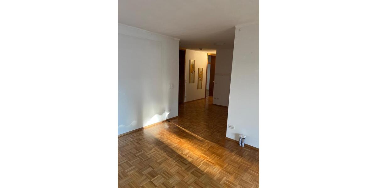 Etagenwohnung Fürth Eigenes Heim - 3 Zimmer, 90 m&sup2;, 1.200&euro; | Angebot:26688599