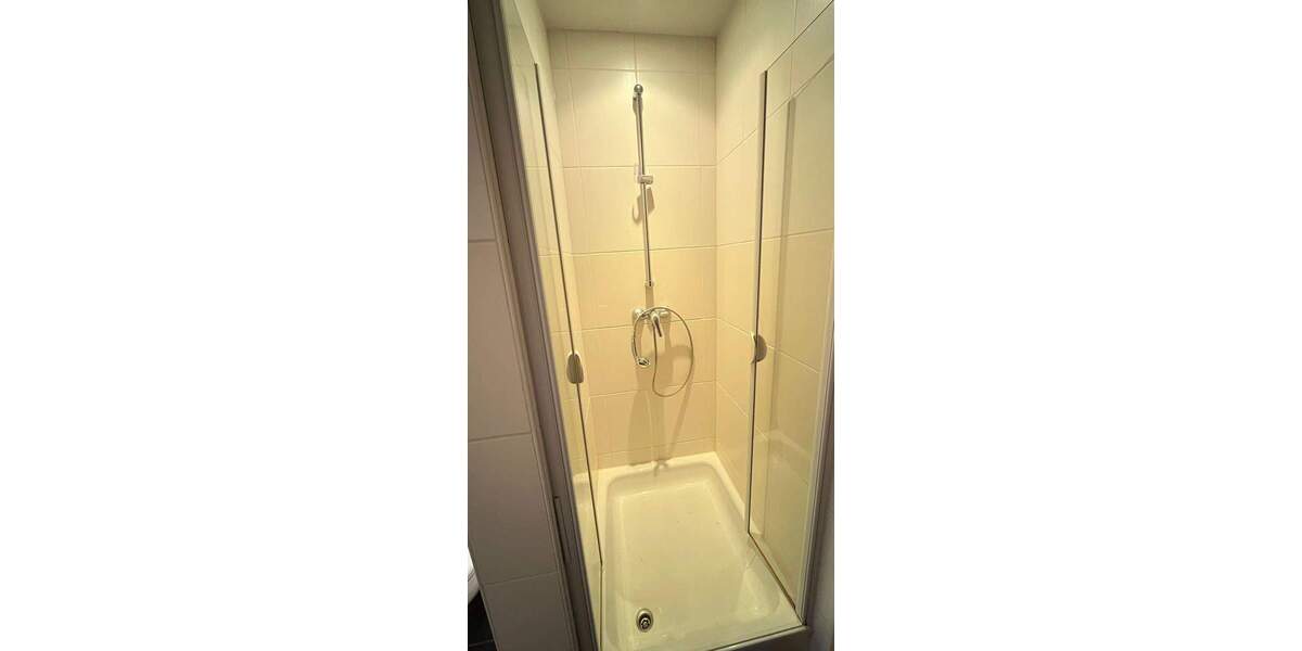 Große 4-Zimmer-Wohnung mit Balkon im Herzen von Feucht 4 zimmer