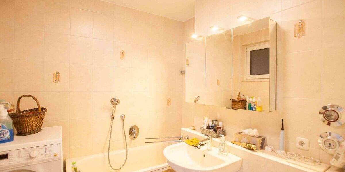 Etagenwohnung Erlangen Burgberg - 3 Zimmer, 105 m&sup2;, 495.000&euro; | Angebot:26851588