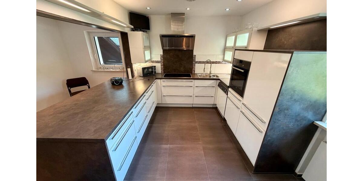 Einfamilienhaus Rückersdorf - 9 Zimmer, 332 m&sup2;, 1.350.000&euro; | Angebot:27195578