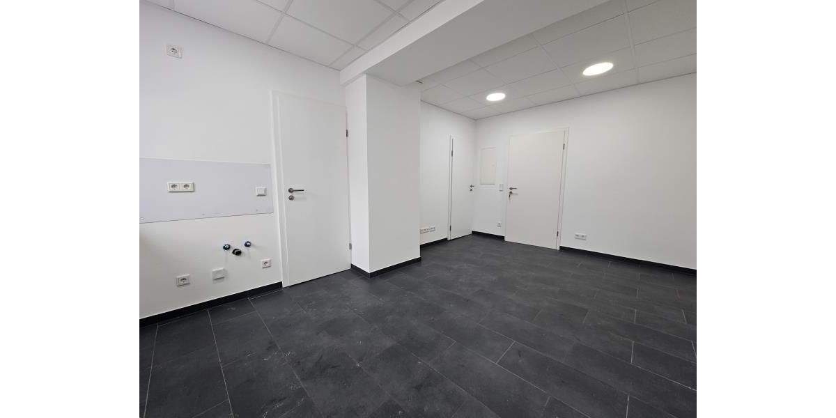 Gewerbeobjekt Röthenbach - 2 Zimmer, 41 m&sup2;, 500&euro; | Angebot:25699436