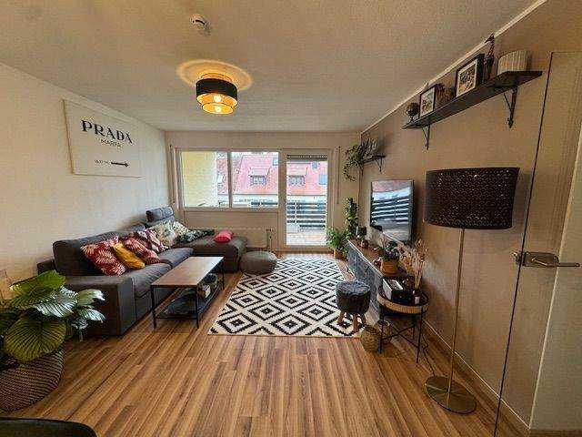 Stadtnah und im Grünen - charmante 2,5 Zimmer Maisonettewohnung mit Balkon 2 zimmer