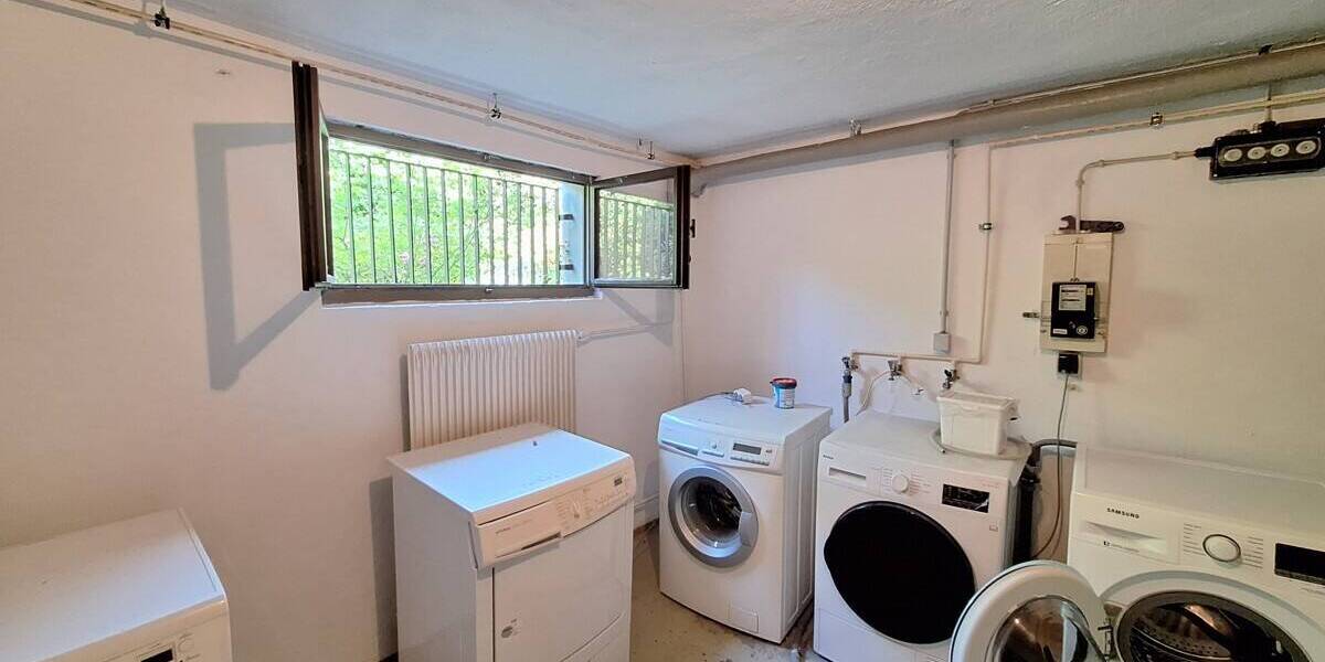 Renovierte 3-Zimmer Wohnung im Hochparterre mit Balkon und Einzelgarage 3 zimmer