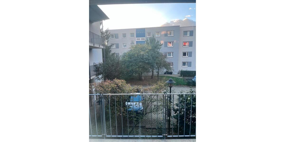 Etagenwohnung Uttenreuth - 1 Zimmer, 27 m&sup2;, 580&euro; | Angebot:27624270