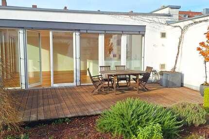 Wohnung zum Kaufen in Nürnberg 899.000 € 184.97 m² 5 zimmer