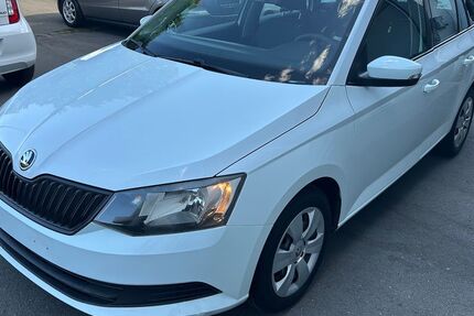 Skoda Fabia 198.000 km 4.300 € Nürnberg 90439
