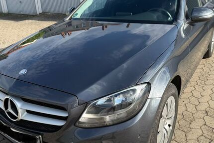 Mercedes-Benz C 220 198.000 km 14.800 &euro; Zirndorf 90513