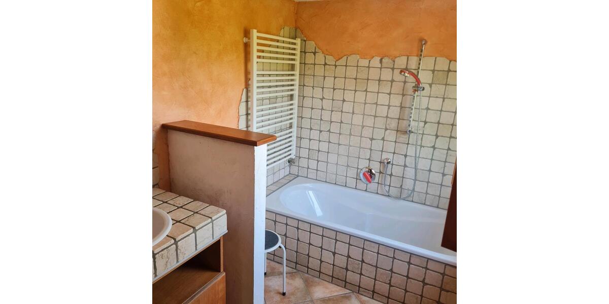 Doppelhaushälfte Eckental - 2 Zimmer, 84 m&sup2;, 200.000&euro; | Angebot:26933586