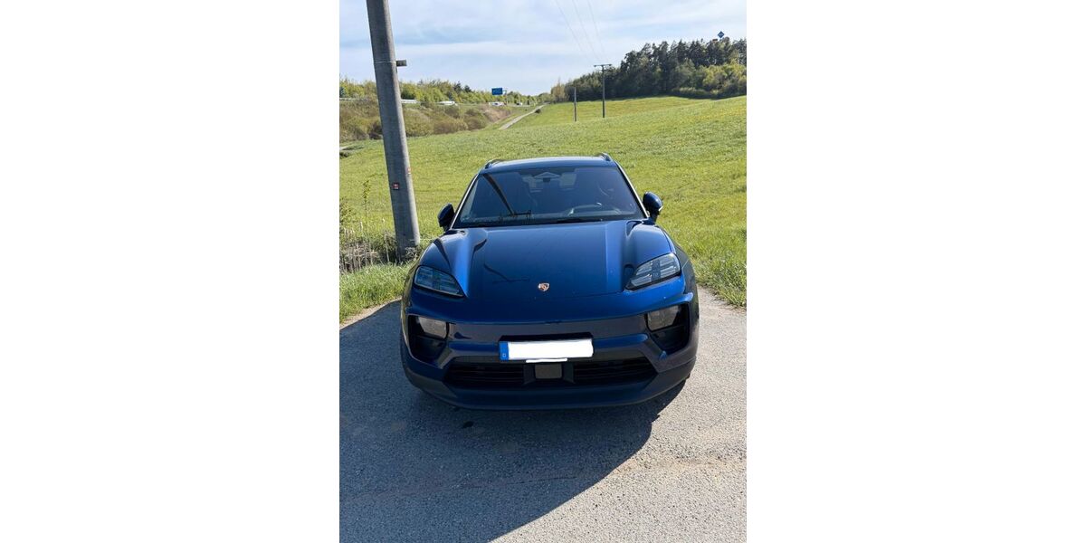 Porsche Macan 25.000 km 89.900 &euro; Spardorf 91080
