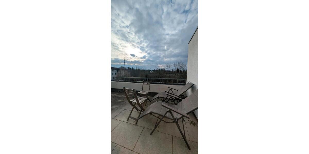 Dachgeschoßwohnung Fürth Atzenhof - 2 Zimmer, 71 m&sup2;, 890&euro; | Angebot:25639638