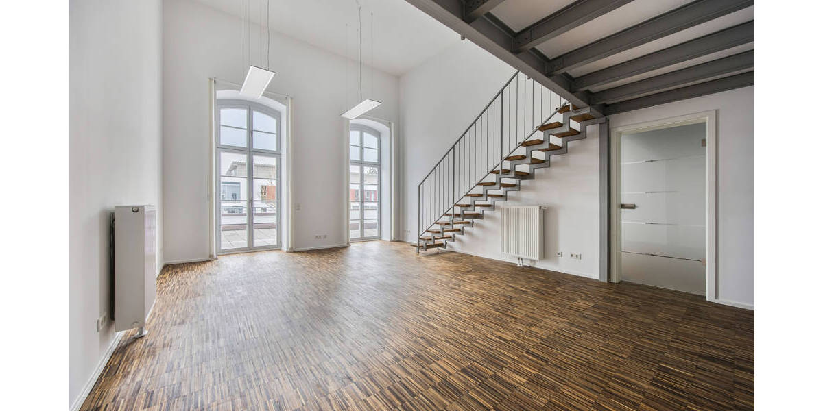Gewerbeobjekt Schwabach - 5 Zimmer, 119 m&sup2;, 1.400&euro; | Angebot:26514945