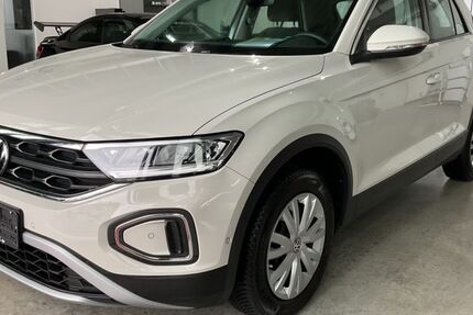 VW T-Roc 15.743 km 20.977 &euro; Fürth 90763
