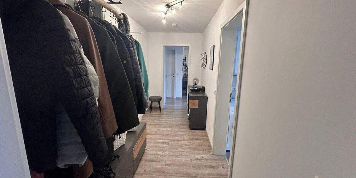 Etagenwohnung Nürnberg Steinbühl - 2 Zimmer, 65 m&sup2;, 1.000&euro; | Angebot:26359112