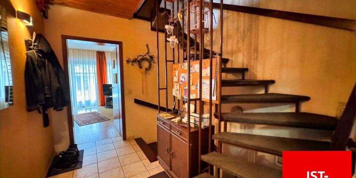 Doppelhaushälfte Zirndorf Weiherhof - 4 Zimmer, 110 m&sup2;, 375.000&euro; | Angebot:25732047