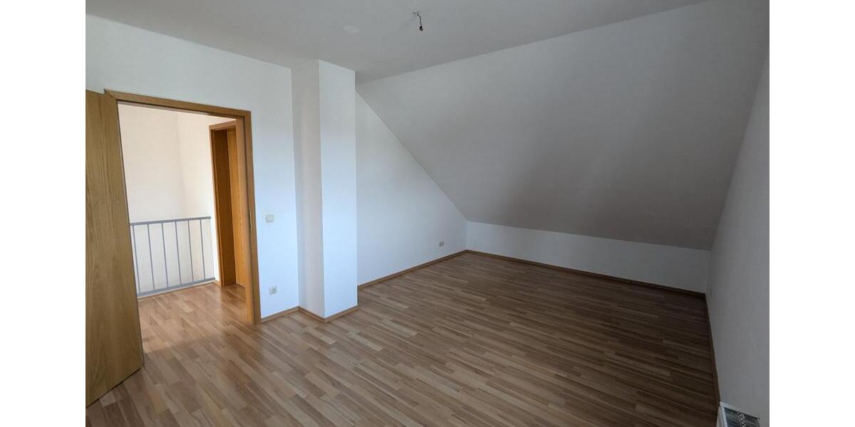 Röttenbach- Perfekt für Familien- attraktive Lage mit Garten 5 zimmer