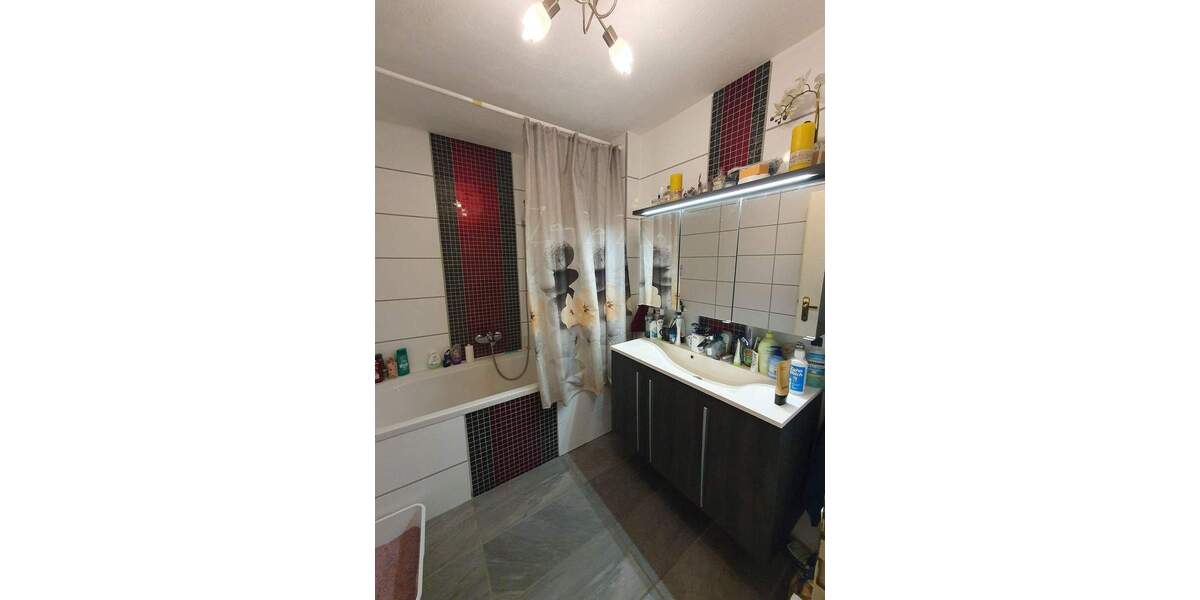 Etagenwohnung Oberasbach Altenberg - 3 Zimmer, 88 m&sup2;, 289.000&euro; | Angebot:24690797