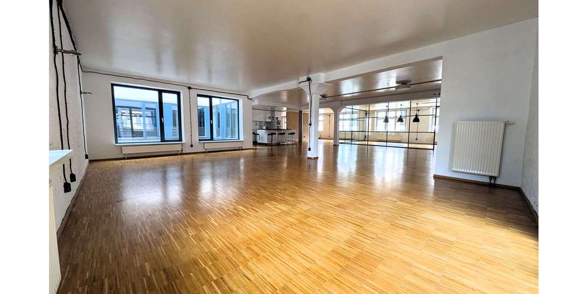 Etagenwohnung Fürth Espan - 5 Zimmer, 270 m&sup2;, 2.700&euro; | Angebot:27246526
