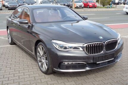 BMW 750
