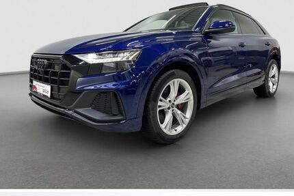 Audi Q8 95.853 km 68.980 € Fürth 90763
