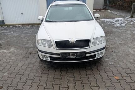 Skoda Octavia 384.800 km 1.590 &euro; Wendelstein 90530