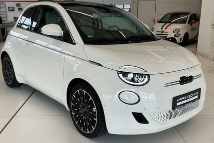 Fiat 500e 12.467 km 25.990 &euro; Eckental 90542