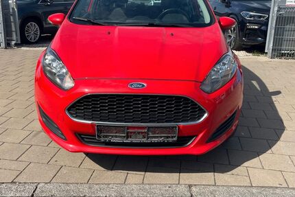 Ford Fiesta 151.647 km 4.999 &euro; Fürth 90763
