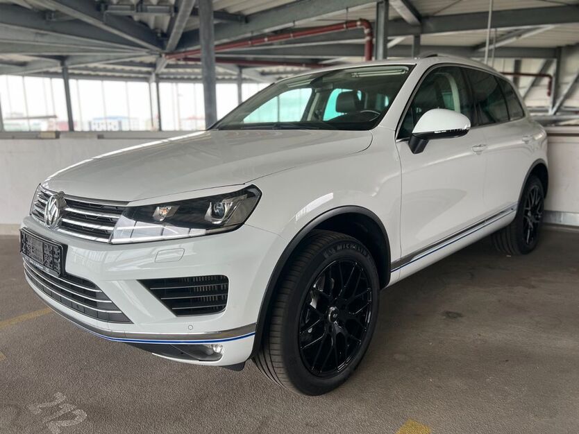 VW Touareg 125.000 km 24.900 € Nürnberg 90453