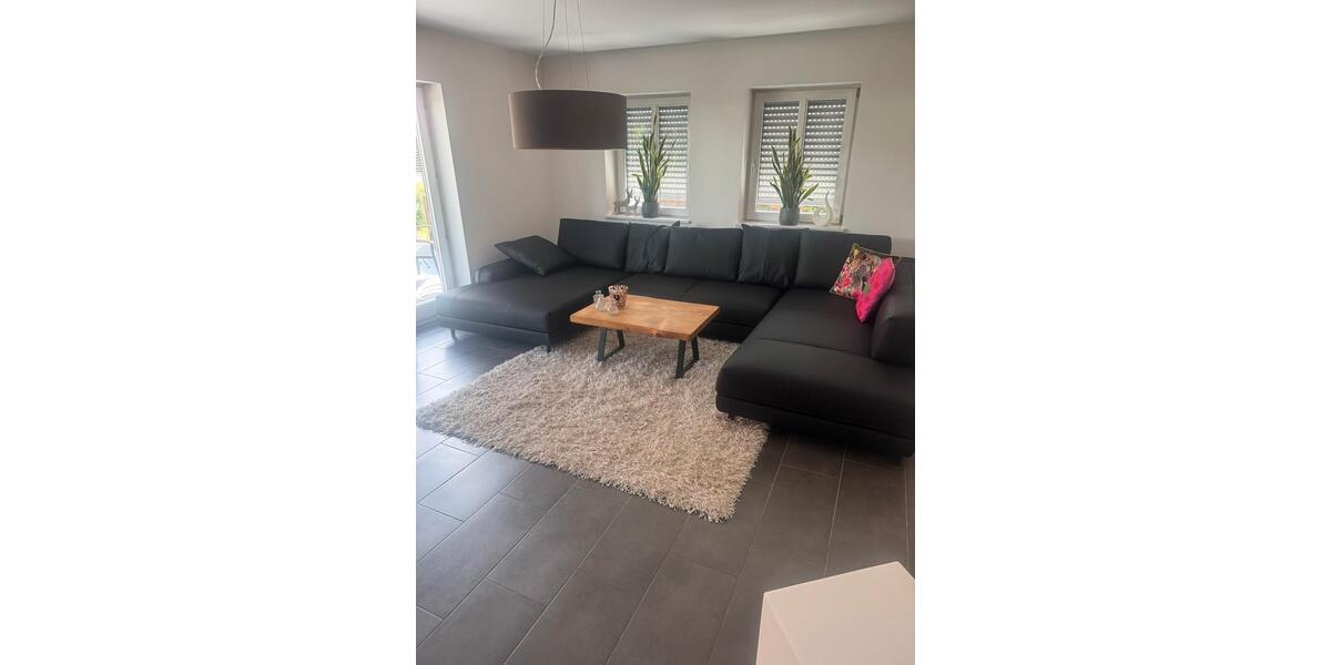 Einfamilienhaus Berg bei Neumarkt in der Oberpfalz - 7 Zimmer, 199 m&sup2;, 2.500&euro; | Angebot:27614304